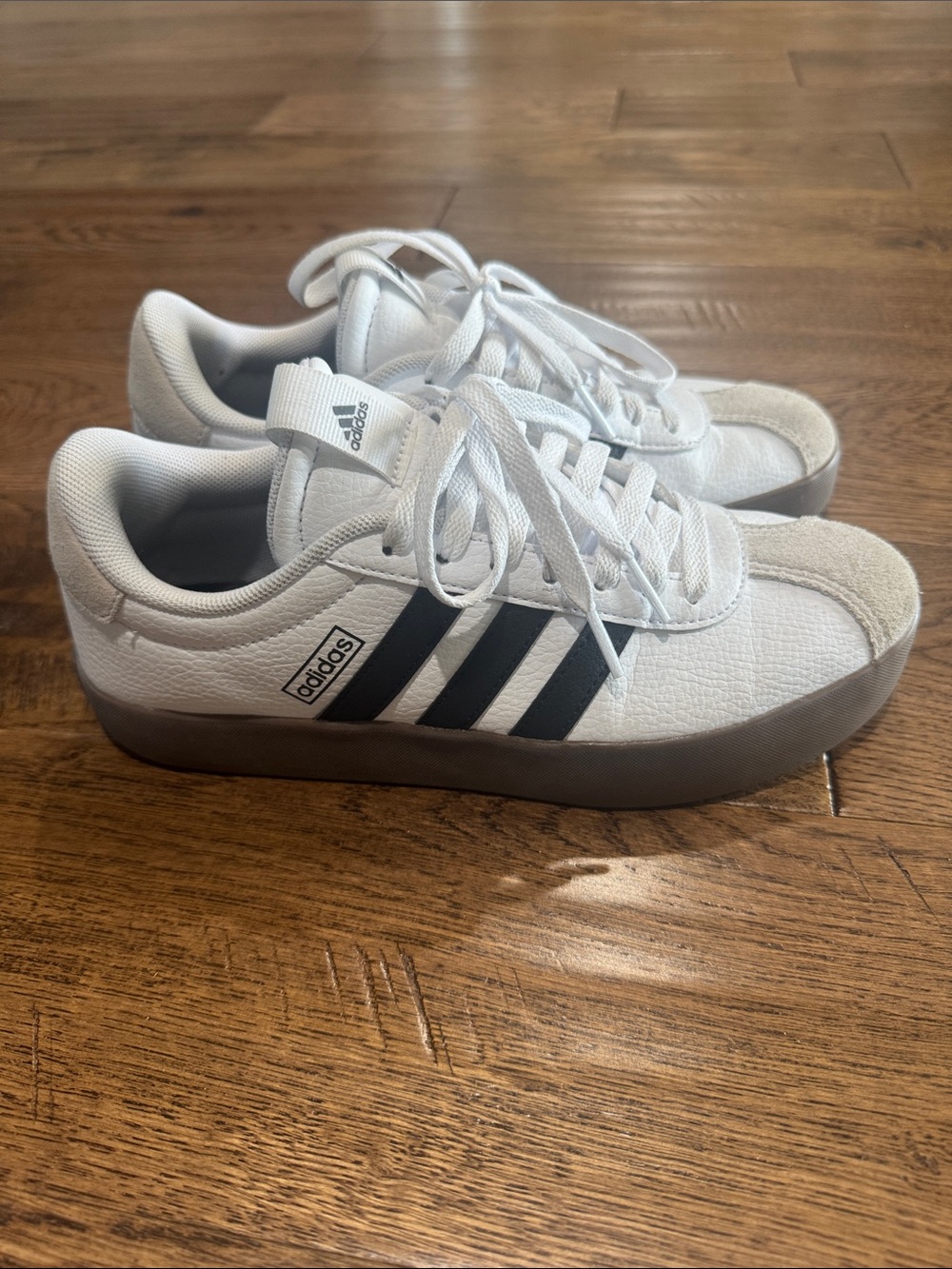 adidas White & Black Three-Stripe Sneakers Sz 6.5